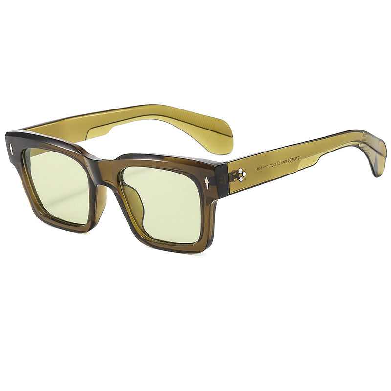 Dame moderiktig solbrille med innovativ ramme Luvikno
