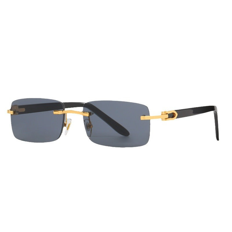 Dame elegant moteriktig brille Luvikno