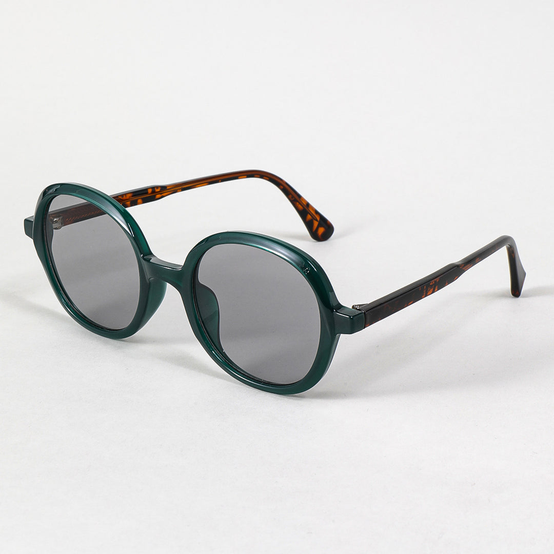 Dame moteriktig solbrille med robust og stilige rammer Luvikno