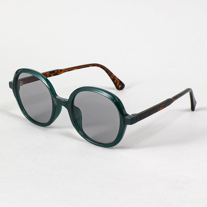 Dame moteriktig solbrille med robust og stilige rammer Luvikno