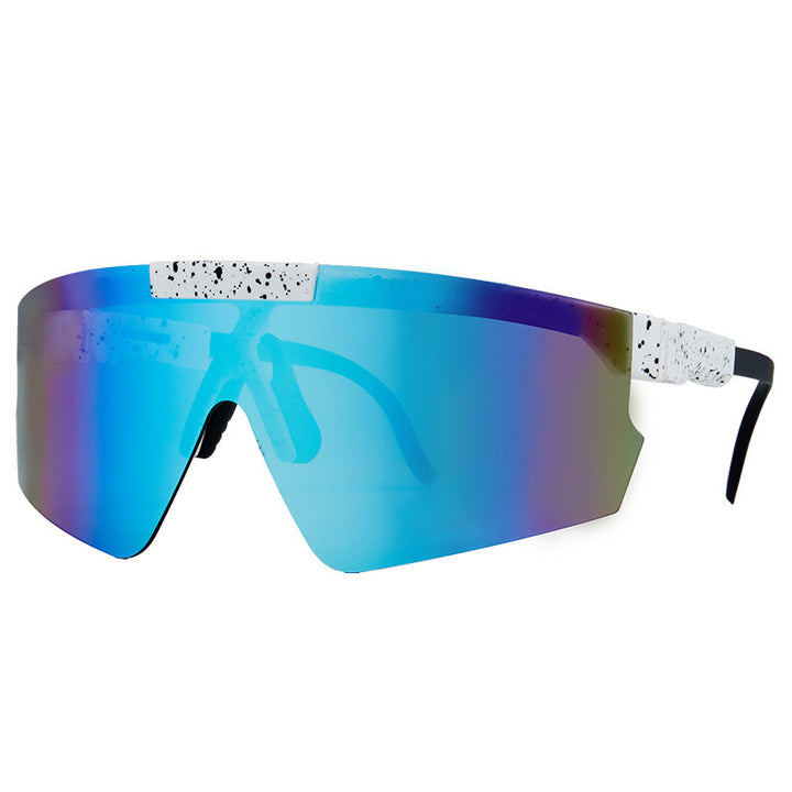 Dame Sport-solbrille i moderne design med store glass Luvikno