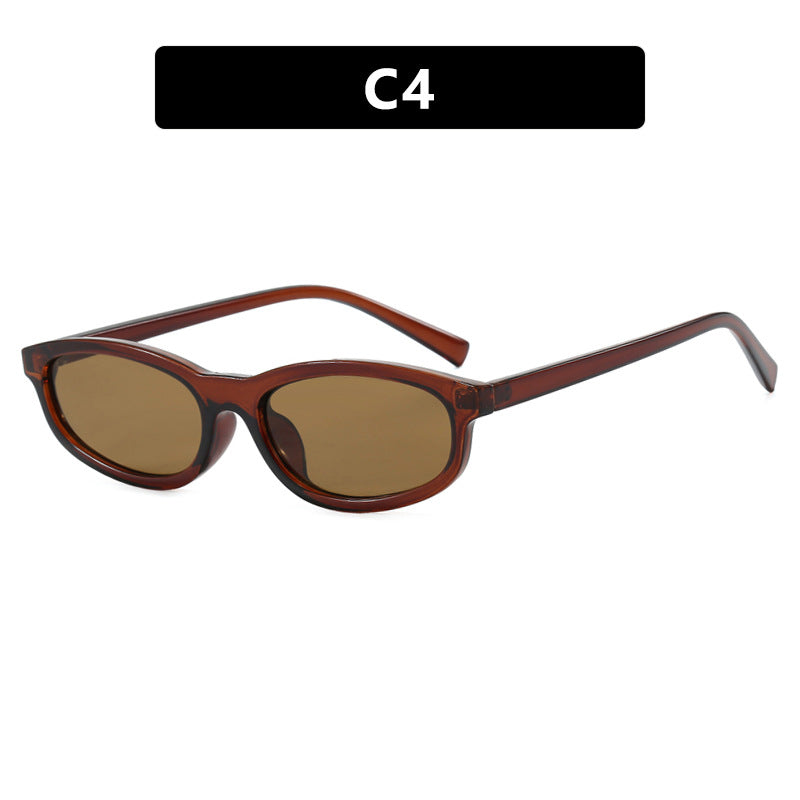 Dame moteriktig solbrille med elegant design Luvikno