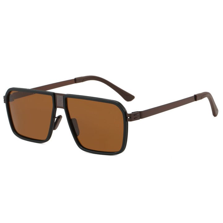 Dame moteriktig solbrille i moderne, firkantet design Luvikno