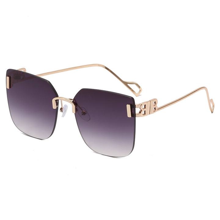 Dame elegant firkantet solbrille med gullfarget metalramme Luvikno