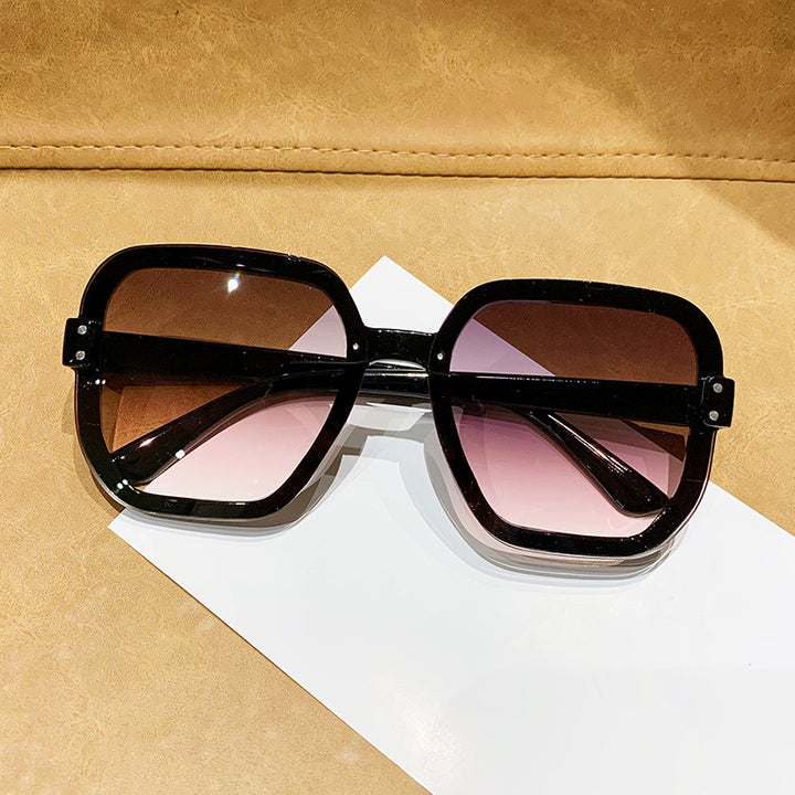 Kvinnenes trendy statement solbriller Luvikno