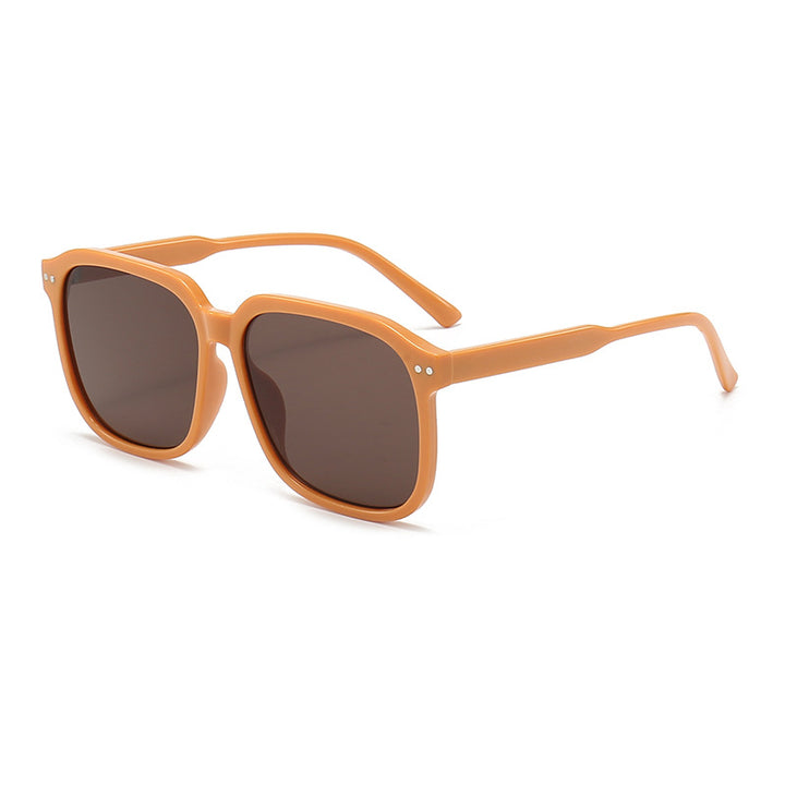 Dame Kvadratisk Solbrille med robust ramme og UV-beskyttelse Luvikno