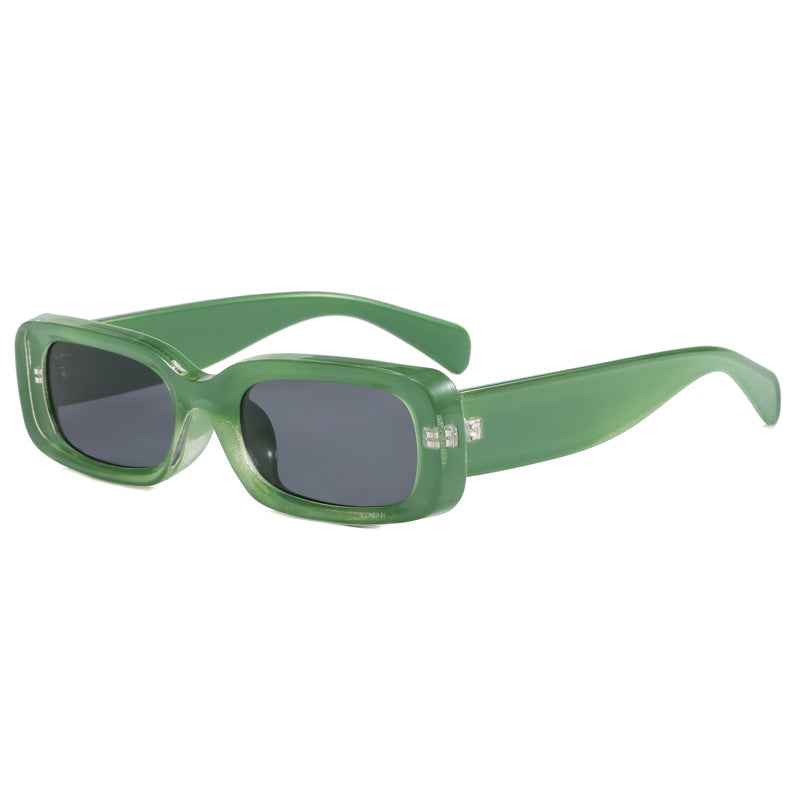 Dame stilig designer solbrille med moderne, rektangulær ramme Luvikno