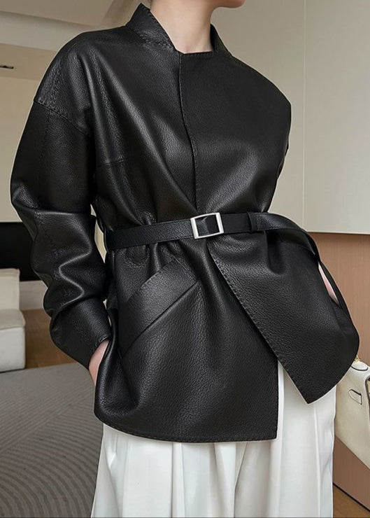 Luvik | Völjytty keinonahkavetoketjupuku – Minimalistinen kietaisusuunnittelu