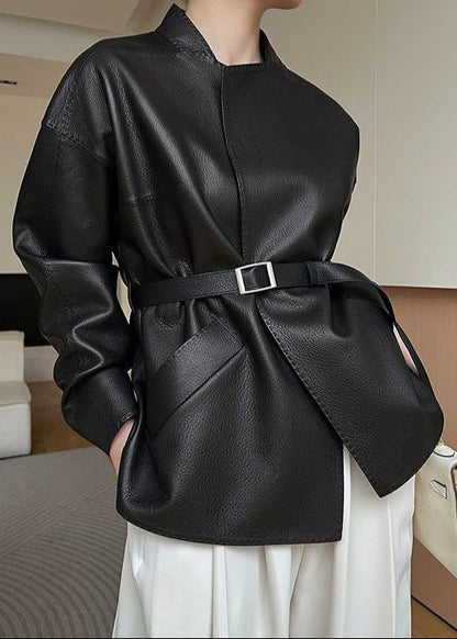 Luvik | Völjytty keinonahkavetoketjupuku – Minimalistinen kietaisusuunnittelu