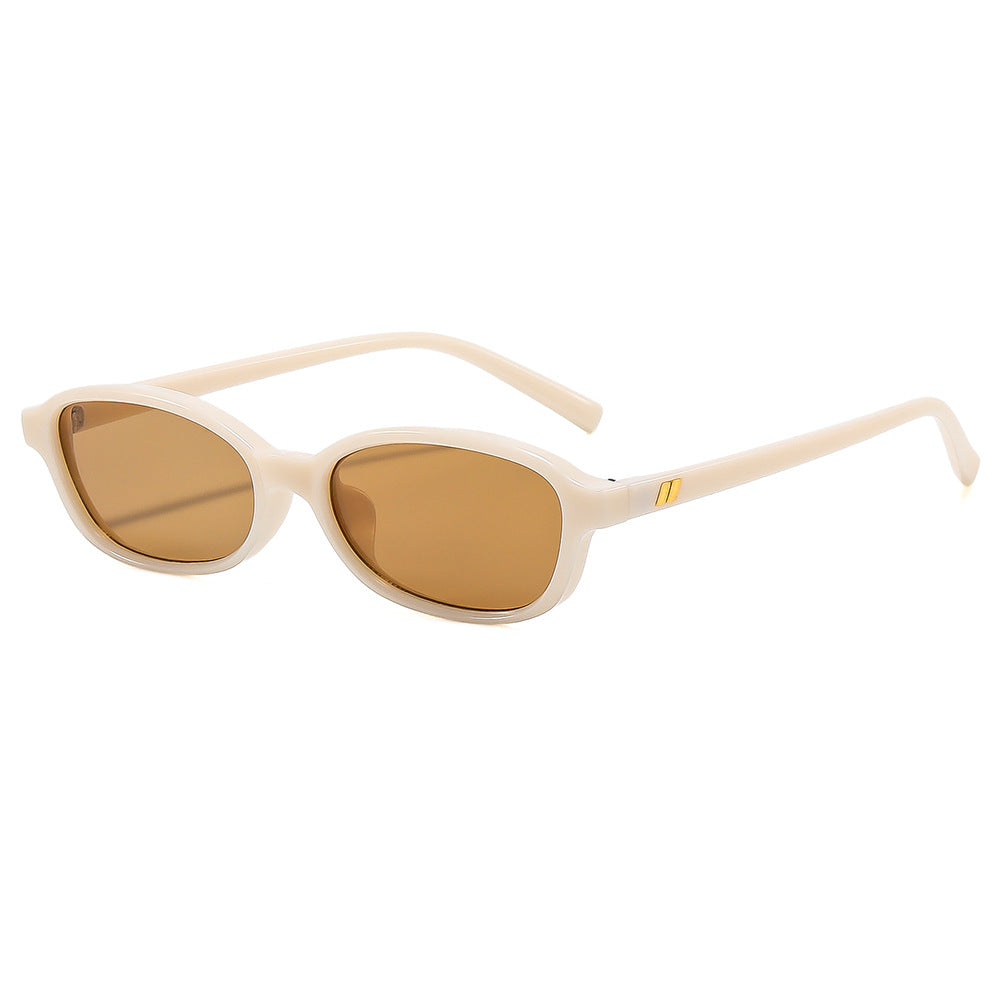 Dame fashionable solbriller i stilren oval design med UV-beskyttelse Luvikno