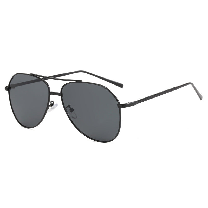 Dame trendy aviator solbriller med subtil fargegradient Luvikno