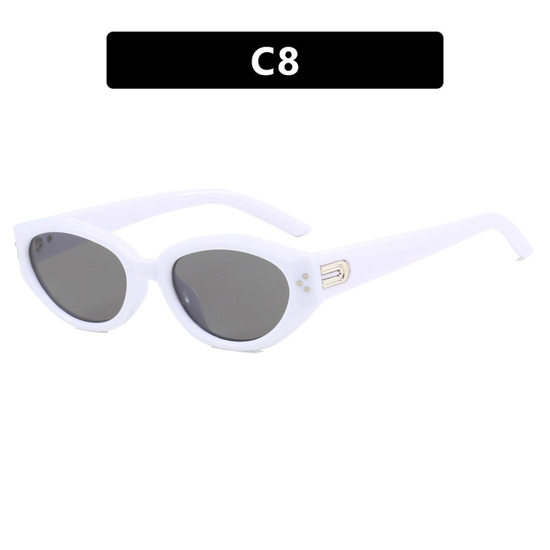 Dame Cat-Eye solbrille med aksentuerte transparente ramme og UV-beskyttelse Luvikno