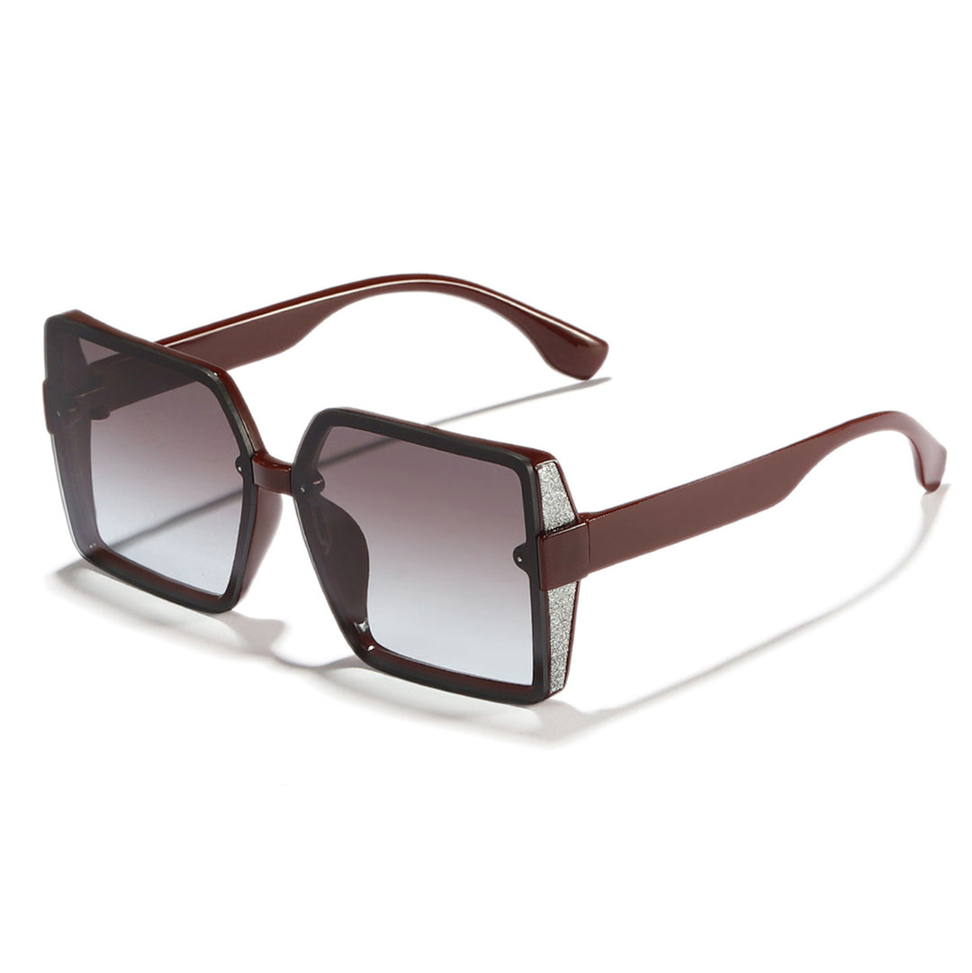 Dame moteriktig solbrille i ekstravagant firkantet design Luvikno