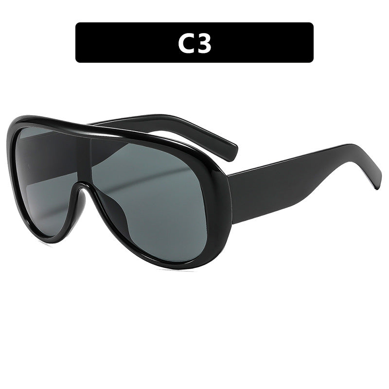 Dame oversized sports solbrille i retro-inspirert design Luvikno