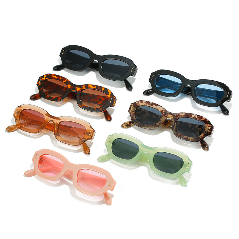 Dame Modis solbriller i retro-stil med bred ramme Luvikno