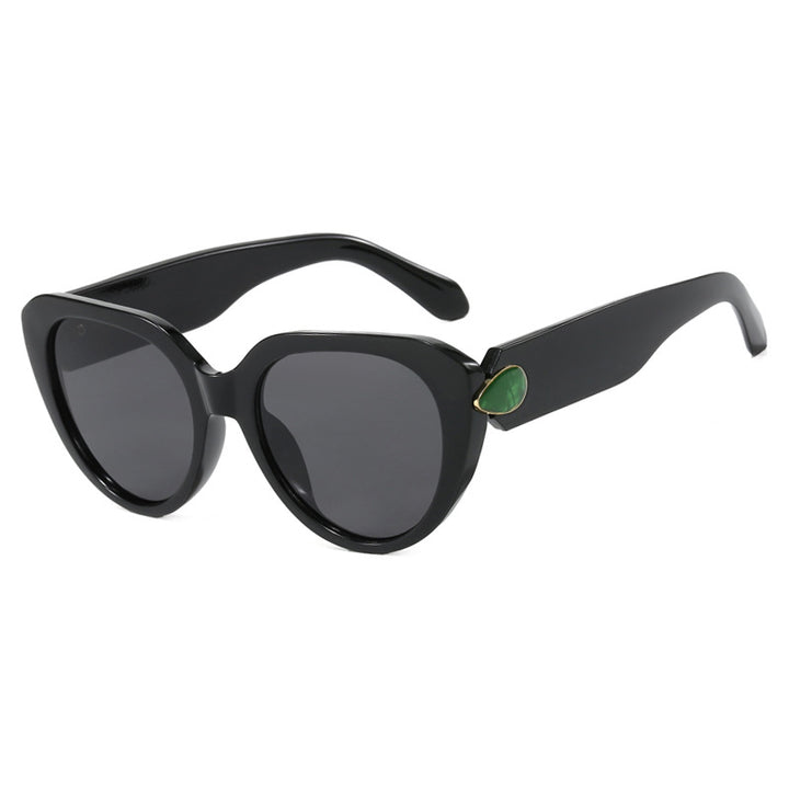 Dame Cat-Eye solbriller med iøynefallende design og beskyttende UV-filter Luvikno