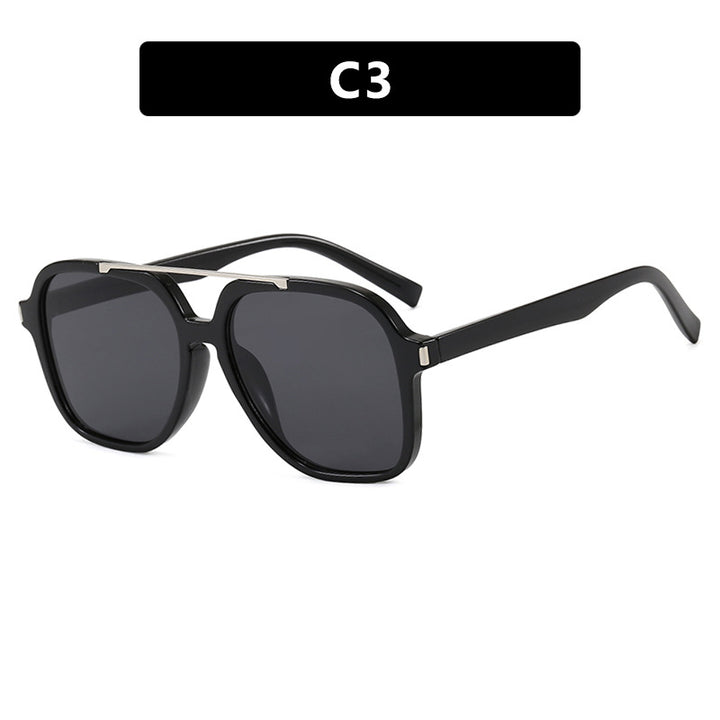 Dame kvadratisk solbrille med beskyttende UV-filter og elegant ramme Luvikno