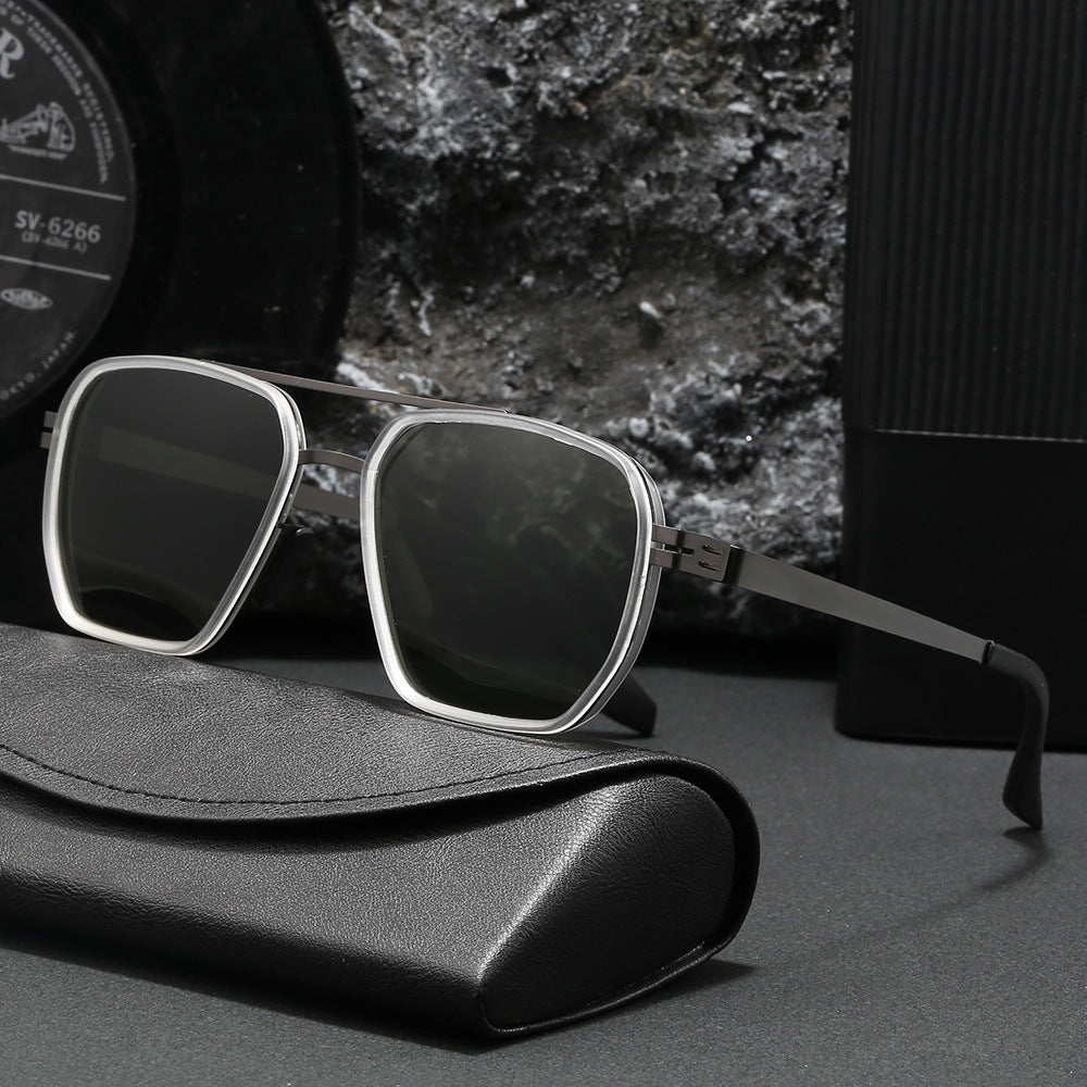 Damer moderne oversized firkantet solbrille Luvikno