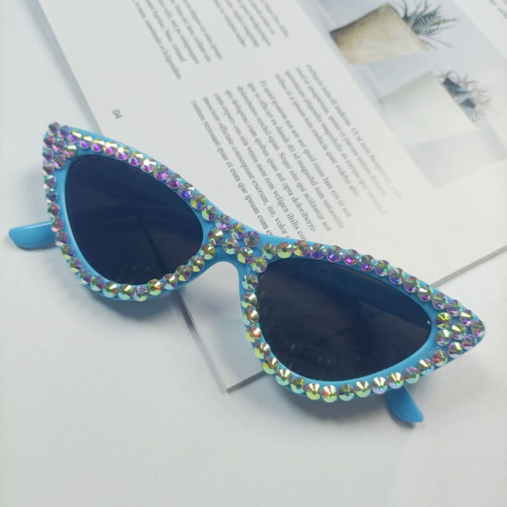 Dame Cat-Eye solbriller med glitrende krystallpynt Luvikno