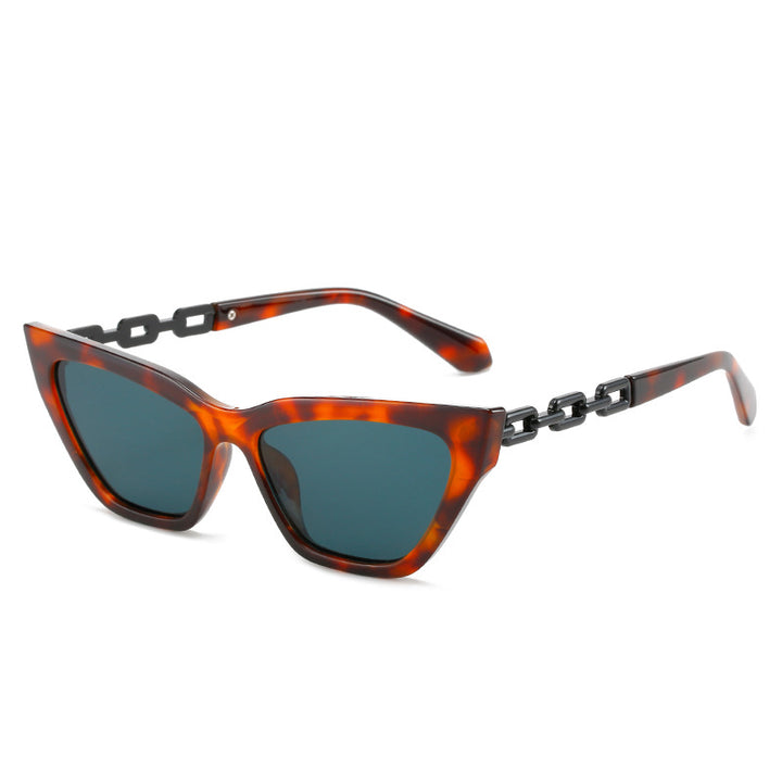 Dame Cat-Eye solbriller med moderne kjedeinnfatning Luvikno
