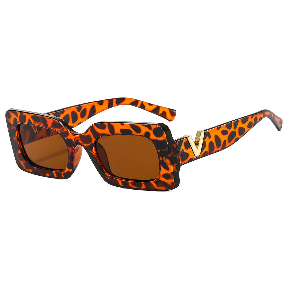 Dame Stilig oversized solbrille med unikt ramme Luvikno