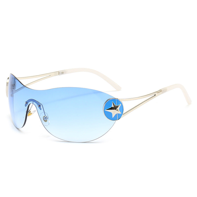 Dame Motebar Solbrille med gjennomsiktig design og stilige detaljer Luvikno