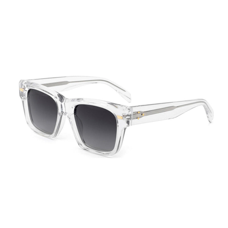 Damedesigner solbrille i stilig skilpadde-design Luvikno