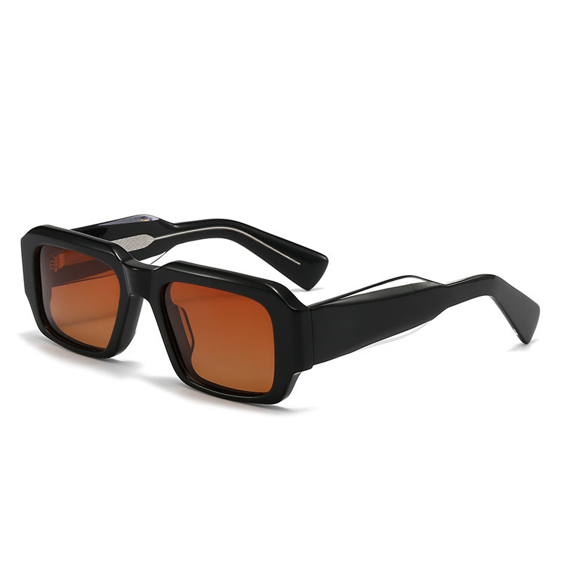Dame Designer solbrille i robust og elegant stil Luvikno