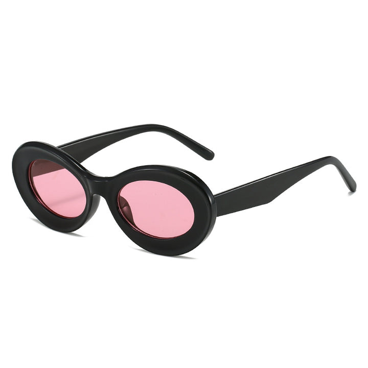 Dame moteriktig solbrille i oval design Luvikno