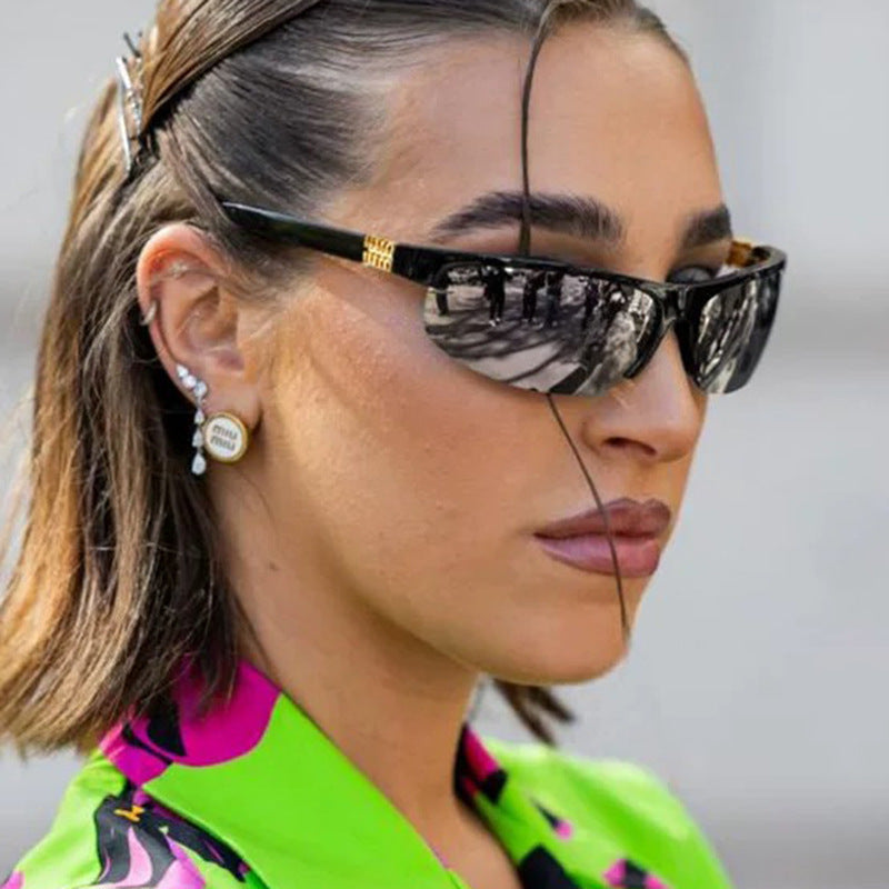 Dame fashion solbriller med polarisert glass og stilfull ramme Luvikno