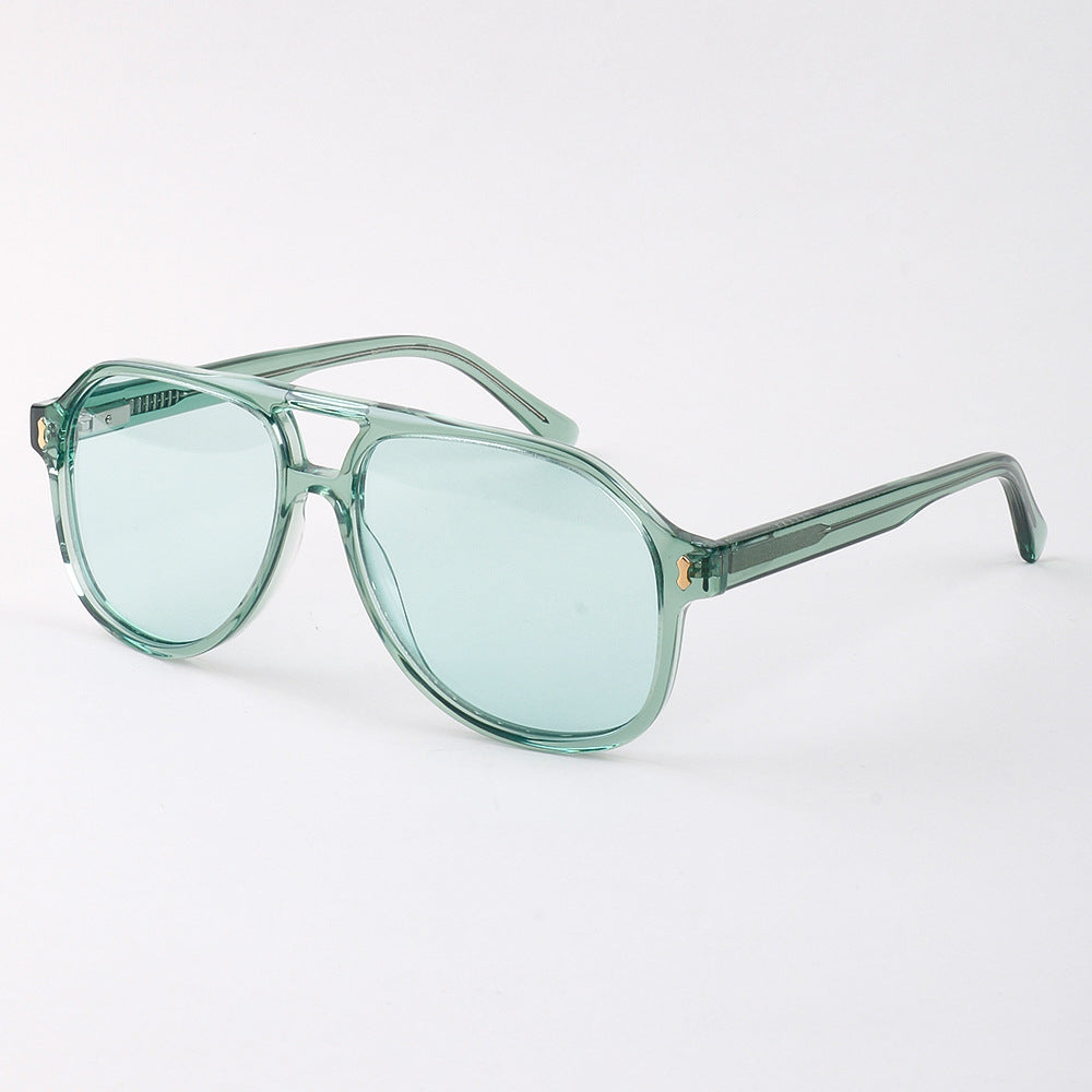 Dame moderne solbrille med innovativ ramme Luvikno