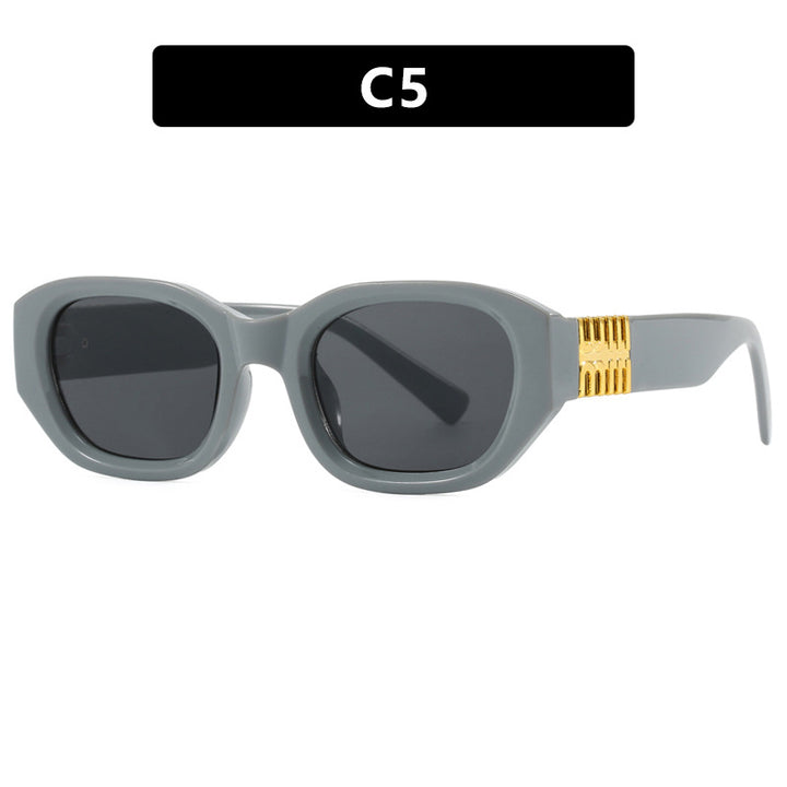 Dame moteriktig solbrille med unikt, geometrisk design og elegante aksenter Luvikno