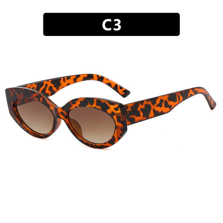 Dame Cat-Eye solbriller i stilfullt plastdesign Luvikno