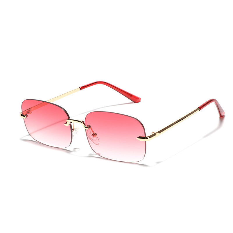Dame Oversized solbriller med filigran metallramme Luvikno