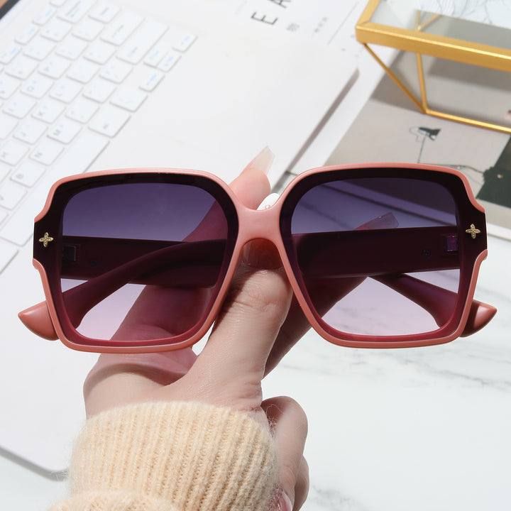 Dame firkantet oversized solbrille med moderne design Luvikno