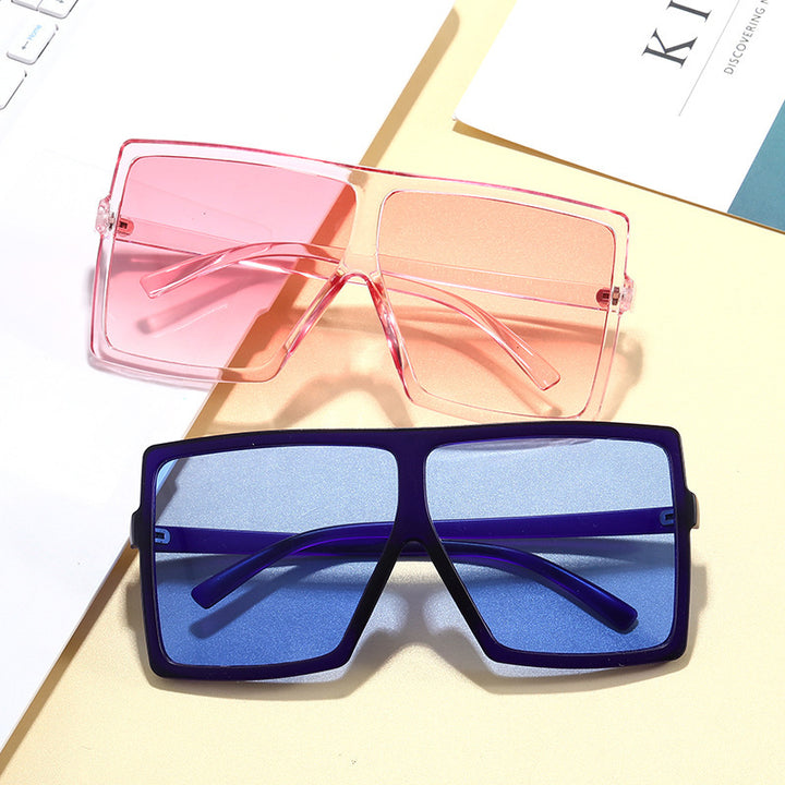 Dame oversized solbriller i trendy geometrisk design Luvikno