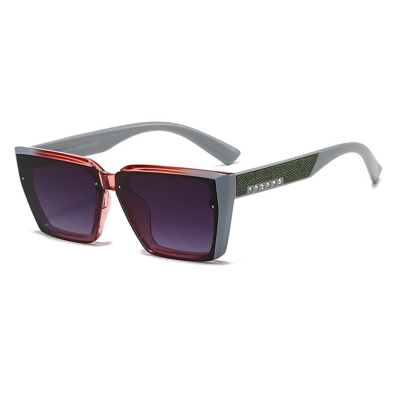 Dame stilig solbrille med glitrende detaljer Luvikno