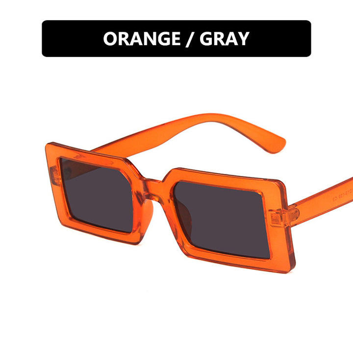 Dame kvadratisk solbrille med moderne, bred ramme og beskyttende UV-filter Luvikno