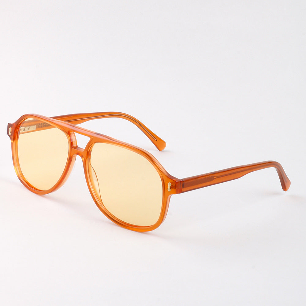 Dame moderne solbrille med innovativ ramme Luvikno