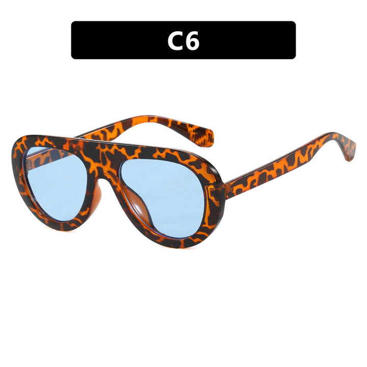 Dame moteriktig oversized solbrille med beskyttende UV-filter og komfortabel ramme Luvikno