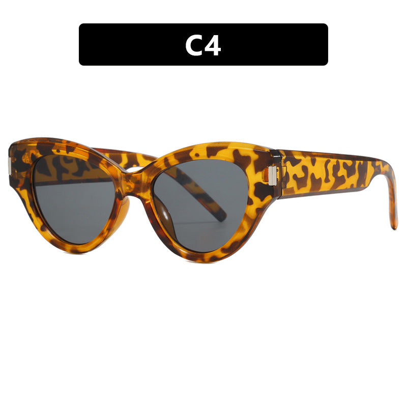 Damer stilige Cat-Eye solbriller med transparent ramme Luvikno