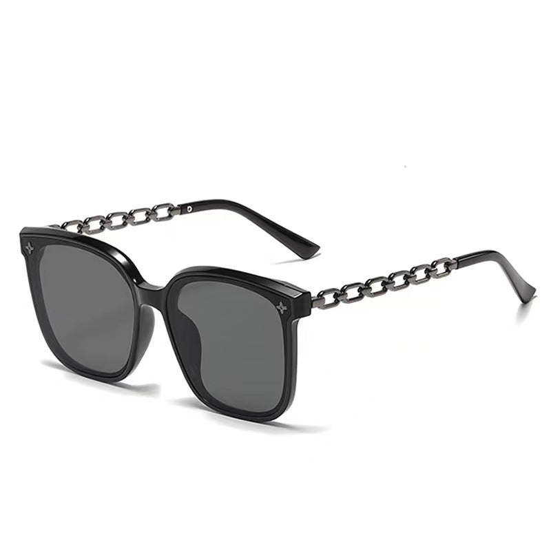 Dame ekstrastor solbrille med modig kjedeinnramming Luvikno