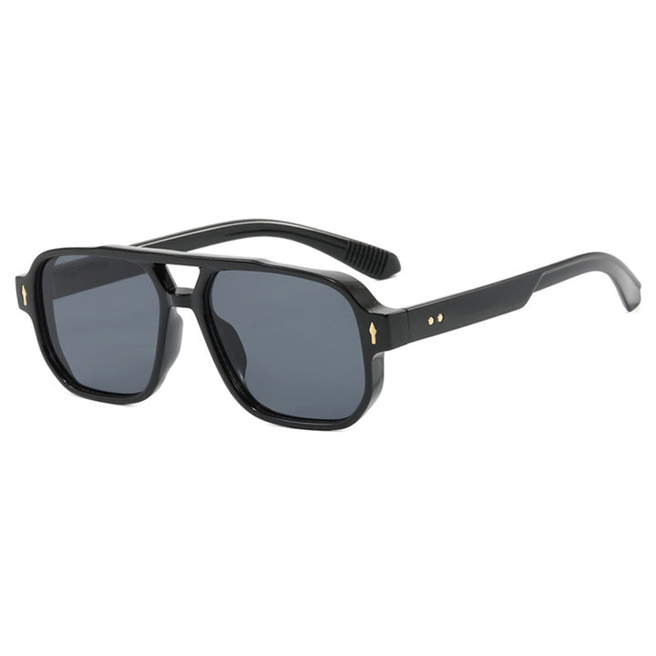 Dame moterik kvadratisk solbrille med luksuriøse detaljer Luvikno