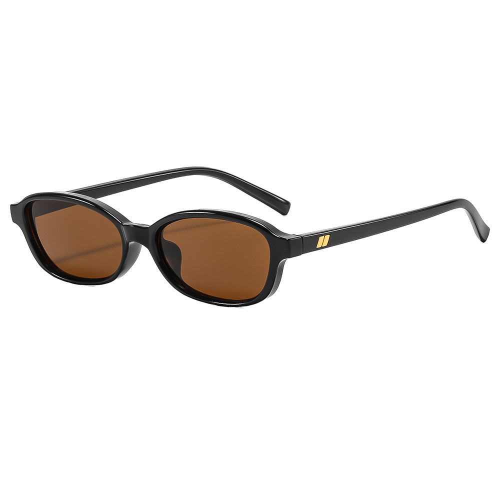 Dame fashionable solbriller i stilren oval design med UV-beskyttelse Luvikno