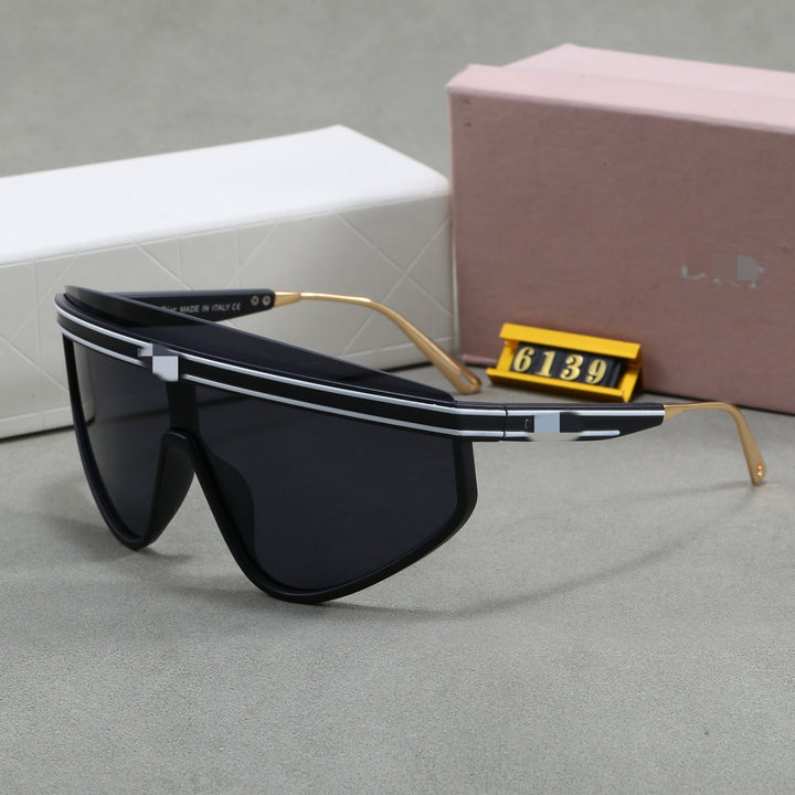 Damer Cat-Eye solbriller med moderne design Luvikno