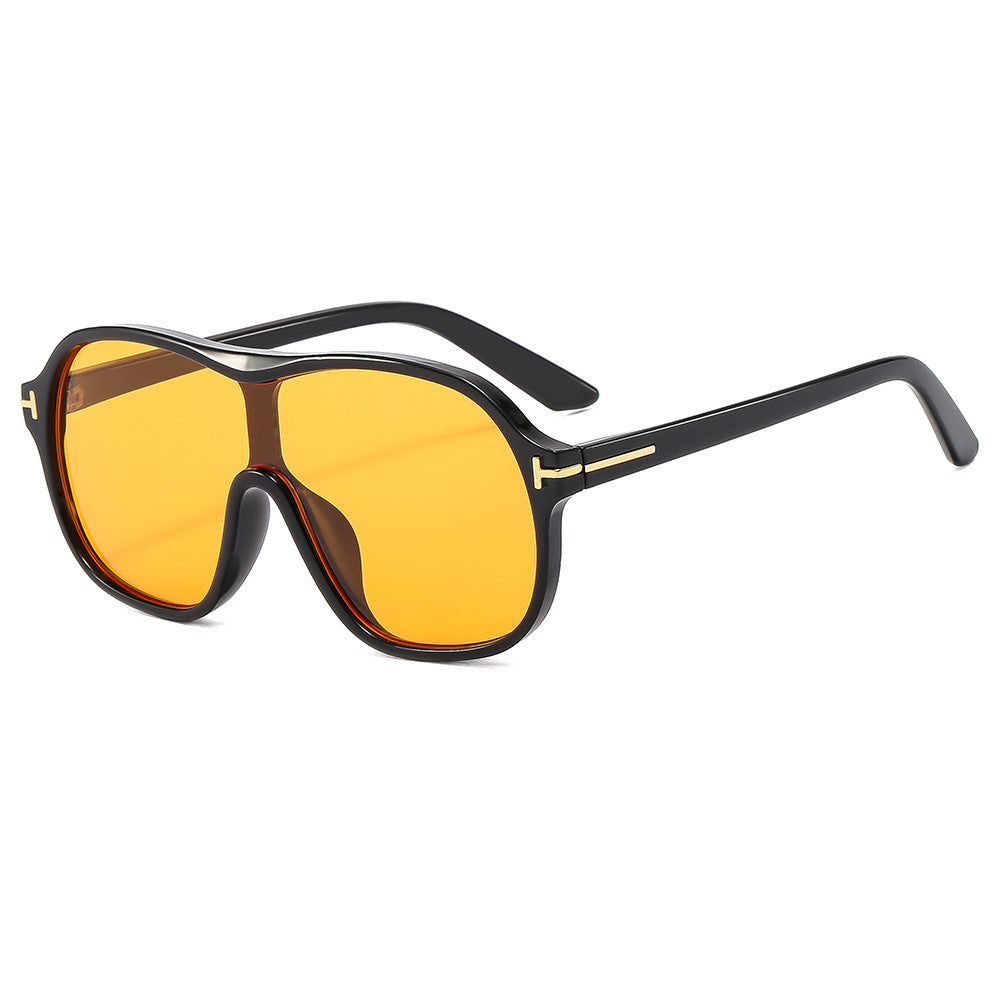 Dame moteriktig oversized solbrille med innovativt design Luvikno