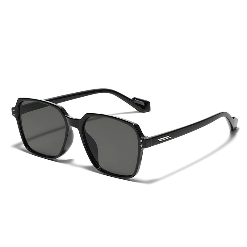 Dame kvadratisk solbrille med moderne plastikkramme og polariserte linser Luvikno