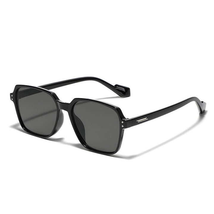 Dame kvadratisk solbrille med moderne plastikkramme og polariserte linser Luvikno