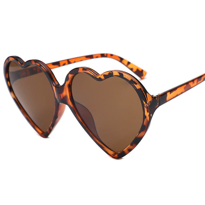 Dame hjerteformet solbrille med stilige rammer Luvikno