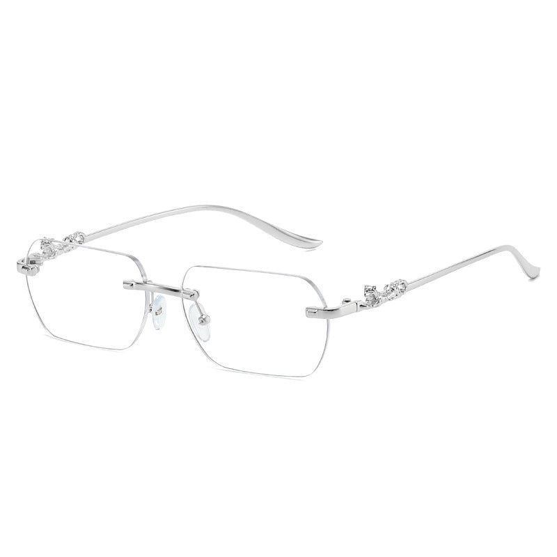 Damer elegant halvmellomrammebrille med dekorative detaljer Luvikno